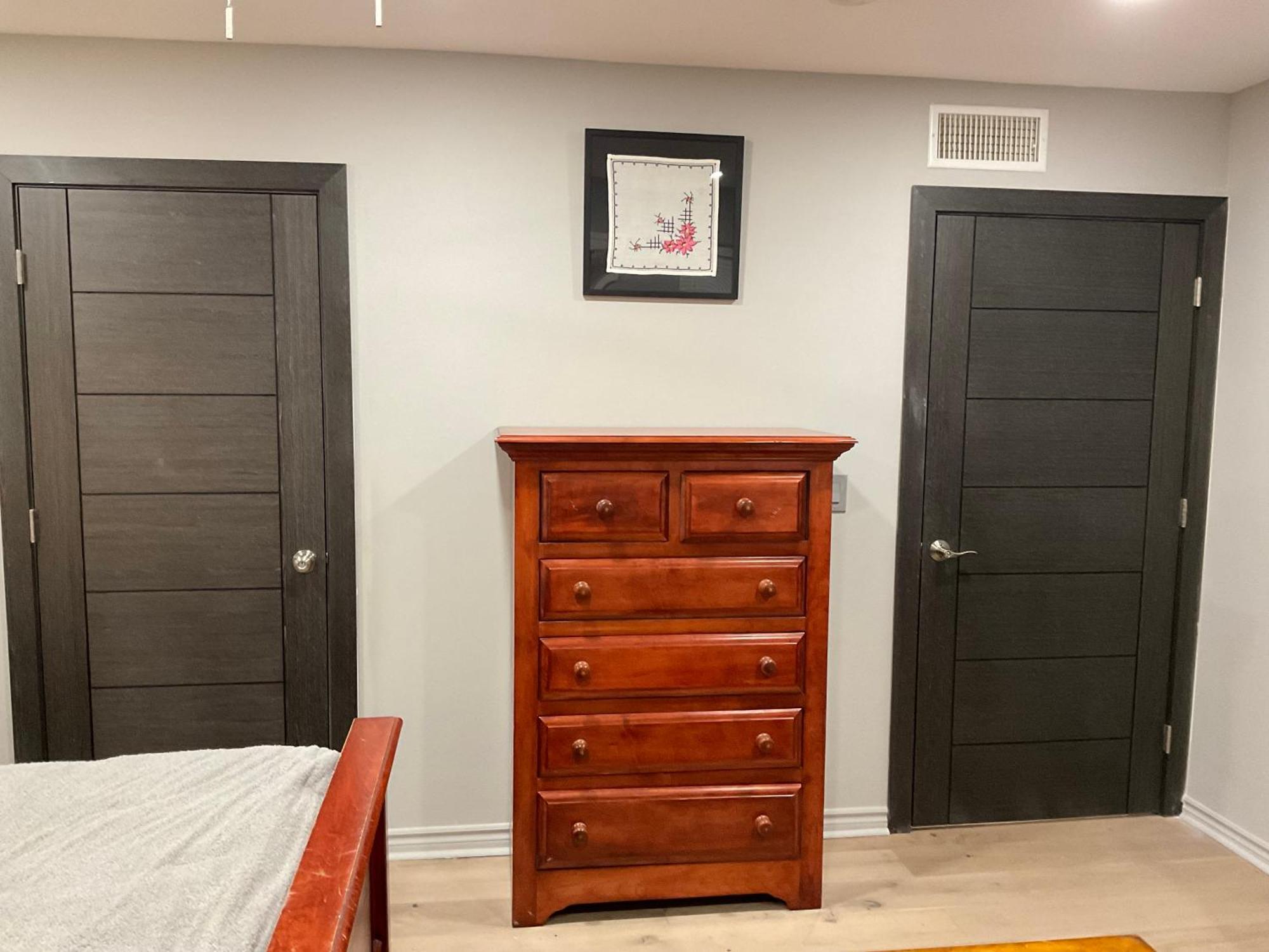 A Luxury Master Bedroom In A Tente de luxe